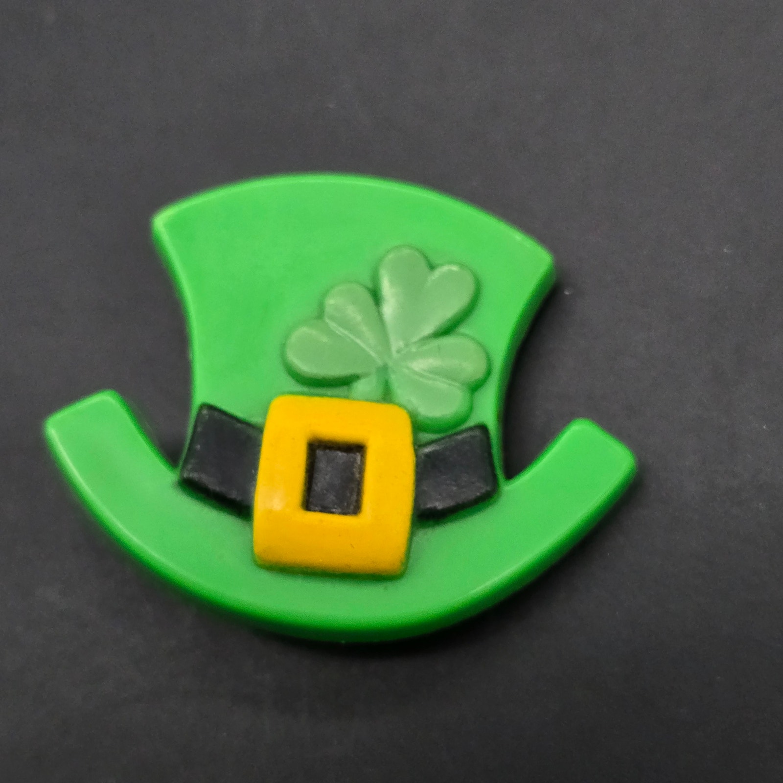 1980s St Patrick's Day Brooch Plastic Leprechaun Hat Irish Clover Green